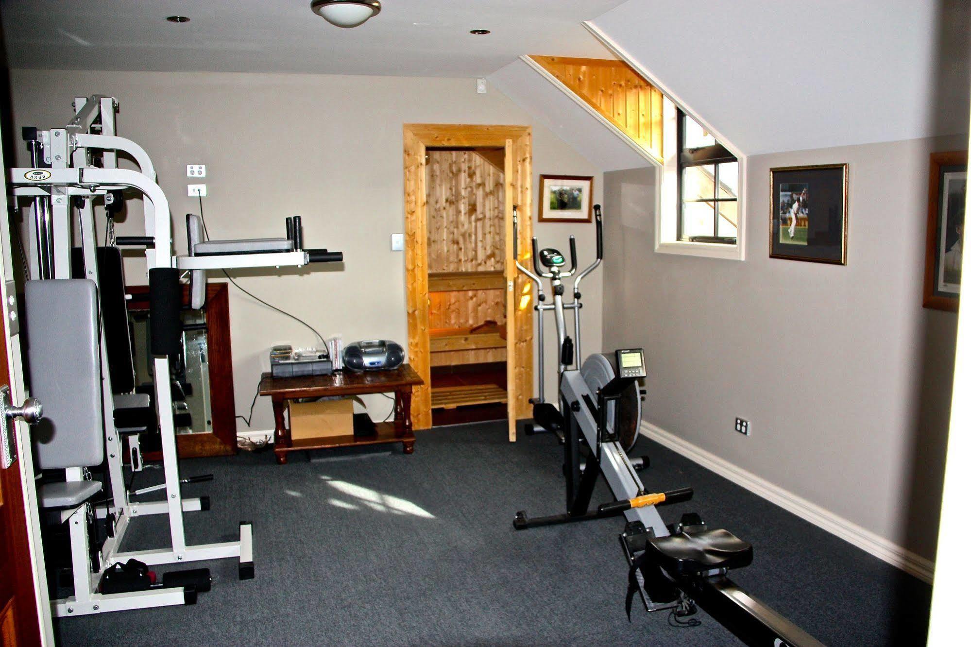 Dock Bay Lodge Te Anau Exterior photo